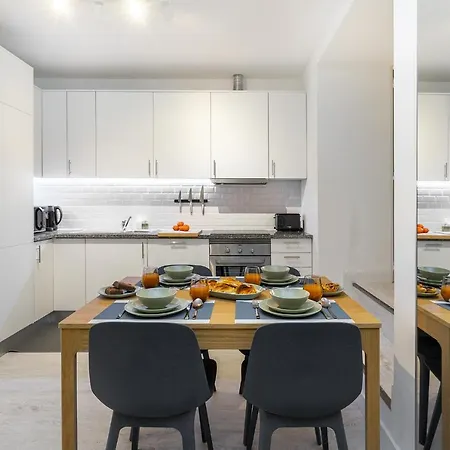 公寓 Whome Lisbon's Kept Secret: 2-bed W/ac & Patio