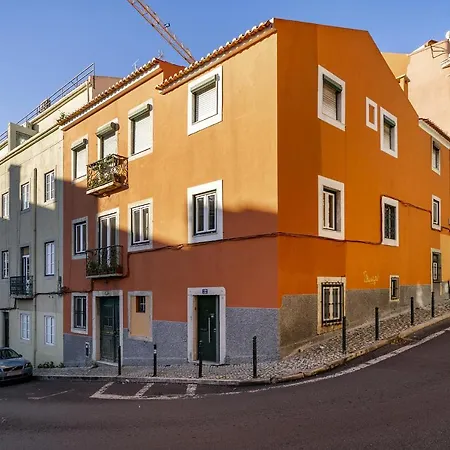 Whome Lisbon's Kept Secret: 2-bed W/ac & Patio Lejlighed *